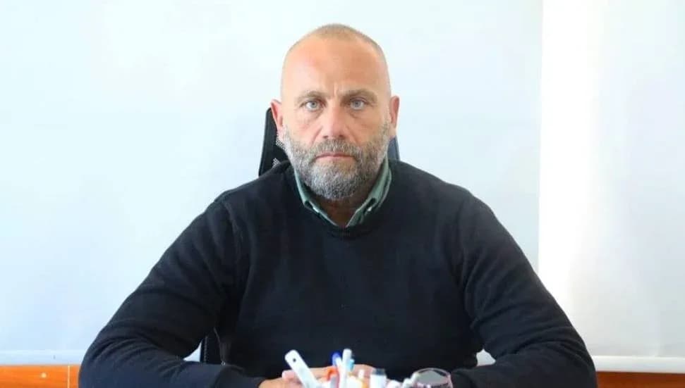 EL-SEN’den işten durdurulan dokuz emekçi için Petrol-İş’e destek