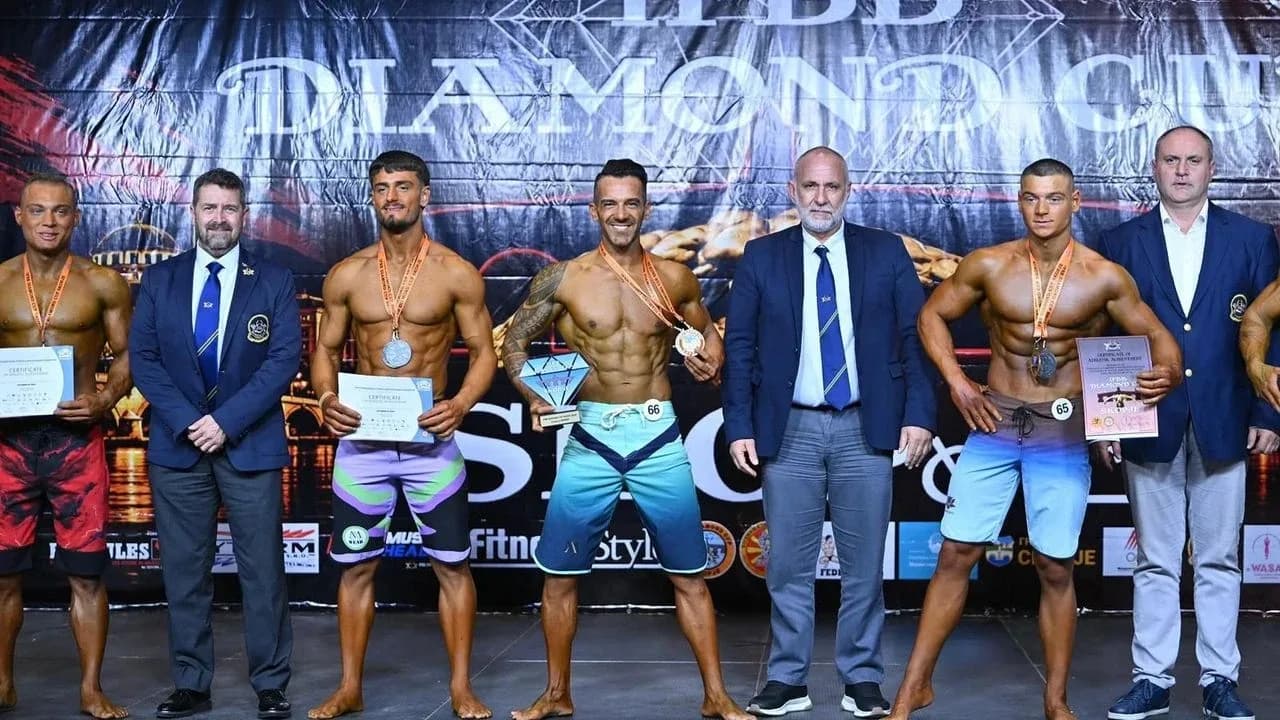 Vücut geliştirme milli takım sporcularından, Makedonya’da çifte şampiyonluk