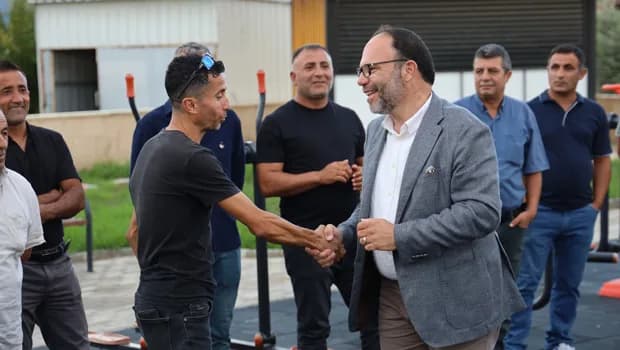 İskele Belediye Başkanı Sadıkoğlu, Tuzluca’da genç sporcularla bir araya geldi