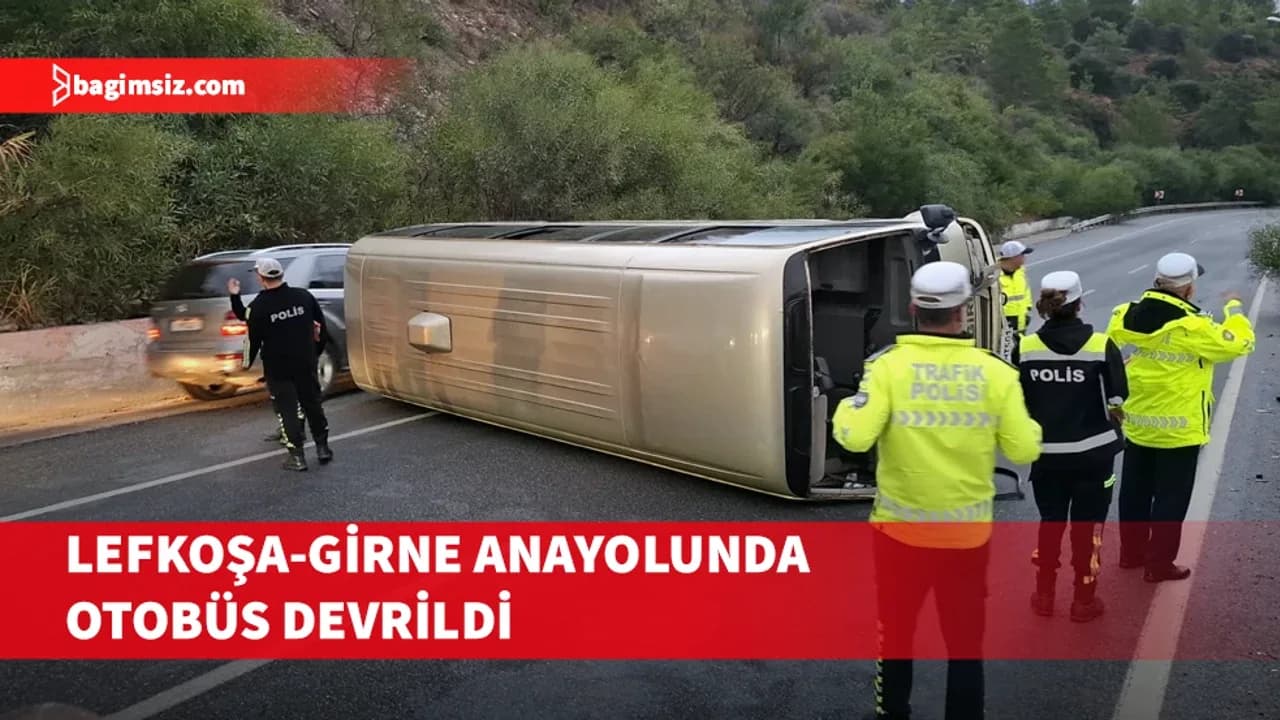 Lefkoşa-Girne anayolunda otobüs devrildi: Yaralılar var