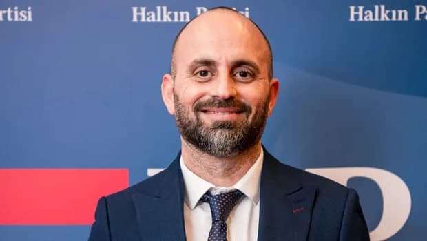 Akbaşak: “Halkın kaybettiği güveni yeniden inşa edeceğiz”