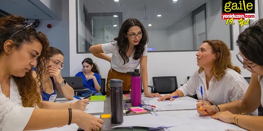 Gizem Menteş: Gençlere “Dönün” Diyorum Ama Kendi Çocuğuma “Kal” Diyemiyorum