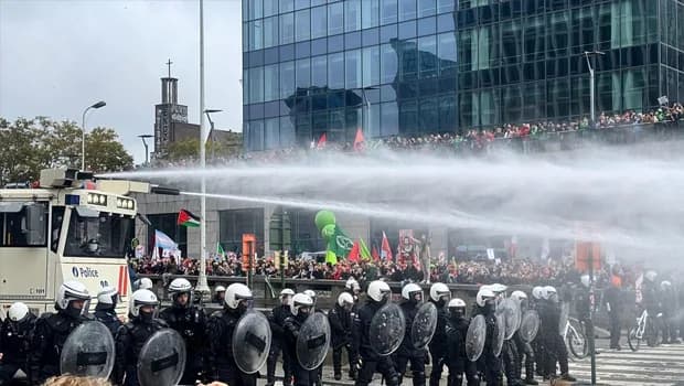 Belçika'da kamu çalışanları greve gitti