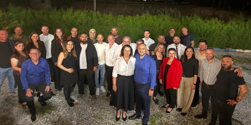Gören ile beraberindeki heyet Dipkarpaz’da avcılar ve halkla bir araya geldi
