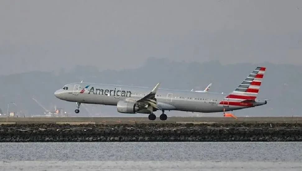 American Airlines, yakıt maliyetlerindeki artışla bu yıl daha yüksek zarar bekliyor