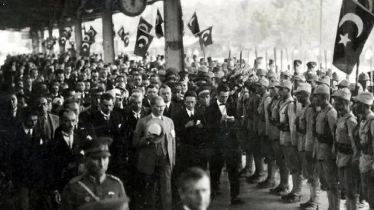Ülke genelinde 29 Ekim Cumhuriyet Bayramı törenlerle kutlanacak