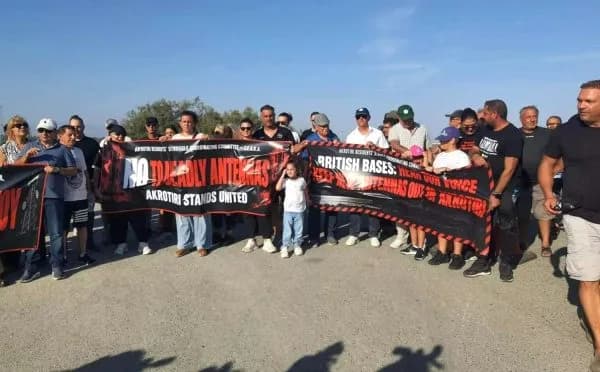 DİKO liderinden İngiliz üslerinin kaldırılması için hukuki girişim çağrısı