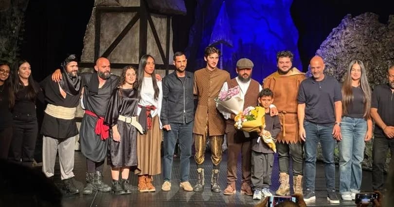 Girne Belediyesi Oda Tiyatrosu, tiyatro sezonunu “Robin” ile açtı