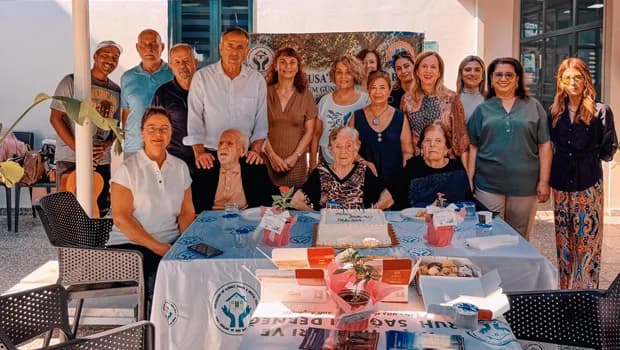 Gazimağusa’da yaşlılara doğum günü etkinliği