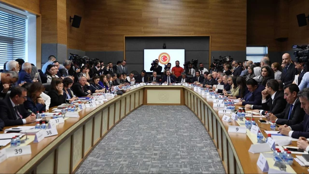 “Terörsüz Türkiye” yasa teklifi TBMM Adalet Komisyonu’nda kabul edildi