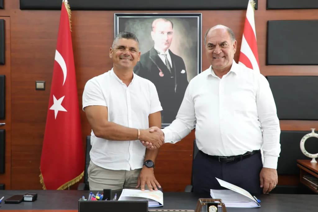 Minareliköy Muhtarlığı ve Spor Kulübü Sosyal Tesisi Projesi için imzalar atıldı