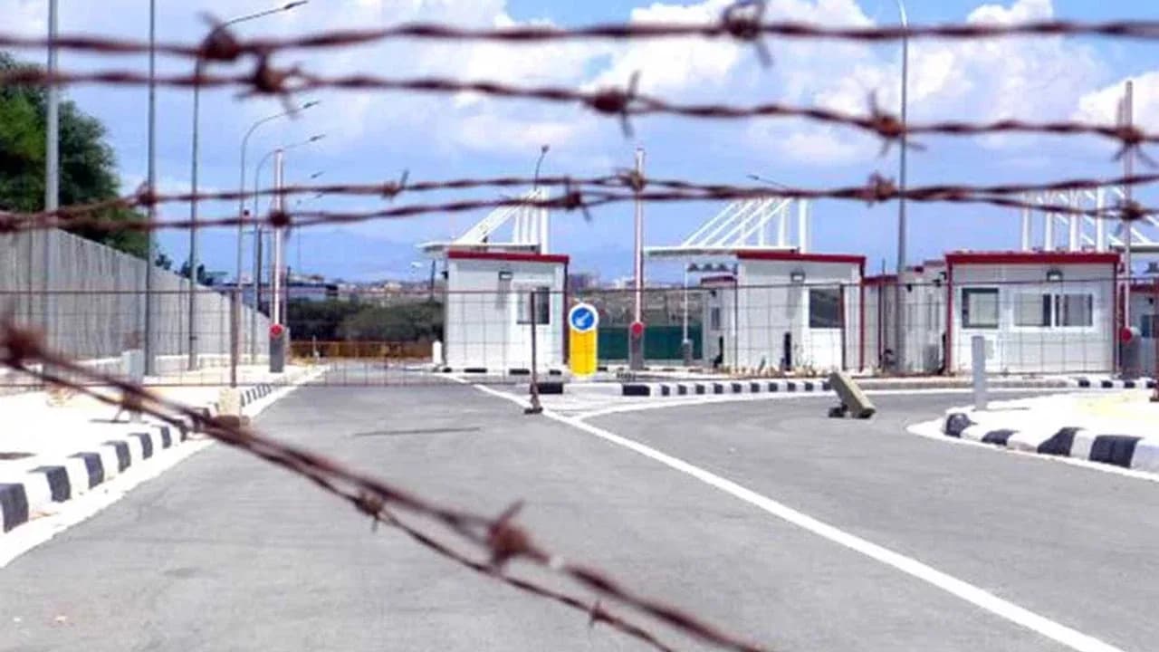 Derinya Geçiş Kapısı’nda ulaşım normale döndü