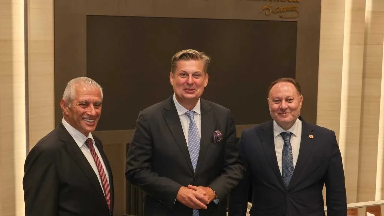 Öztürkler’den dünyaya çağrı: “Gelin, gerçekleri yerinde görün”