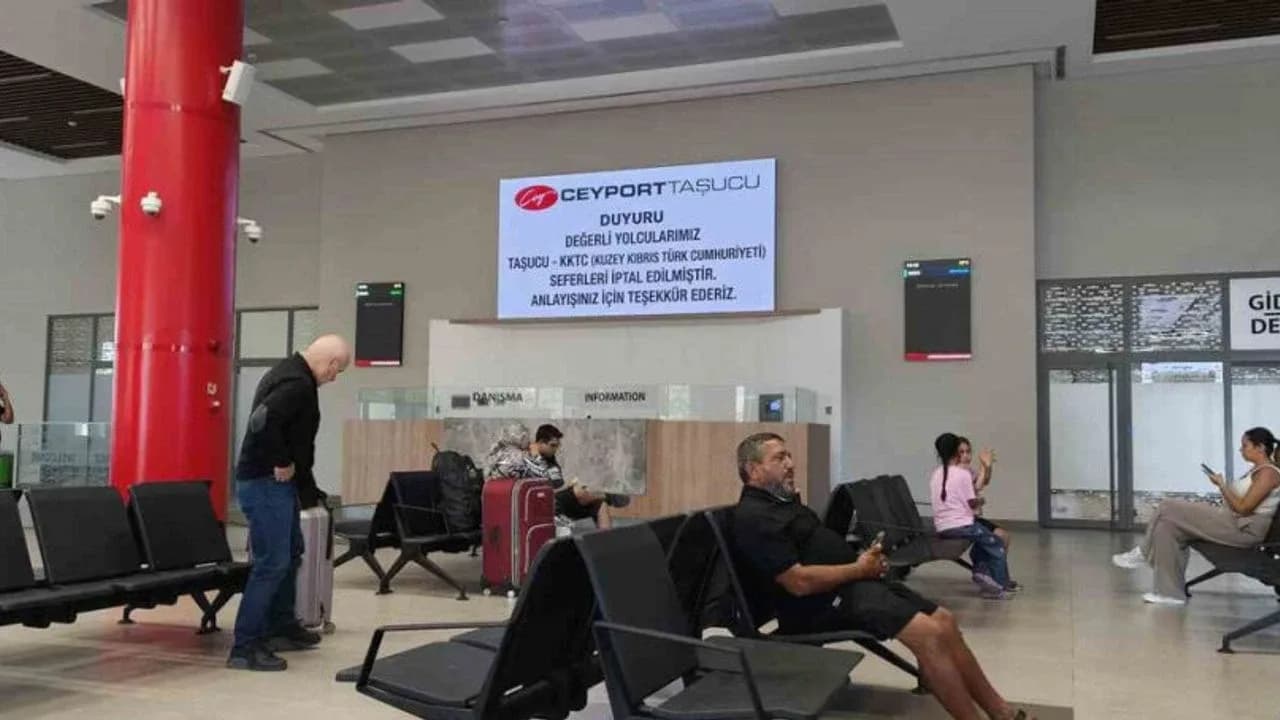 Taşucu-KKTC feribot seferleri iptal edildi
