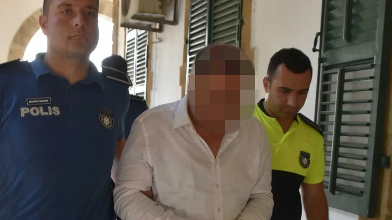 Turist Olarak Geldi, Sirkat Suçundan Tutuklandı
