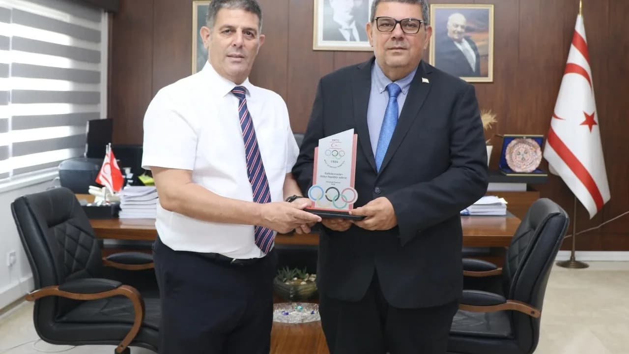 Berova, Milli Olimpiyat Komitesi heyetini kabul etti