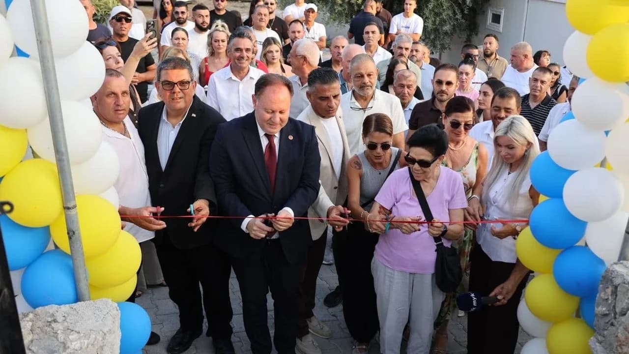 Alemdağ’a Yeni Spor Salonu: Öztürkler Açılışa Katıldı