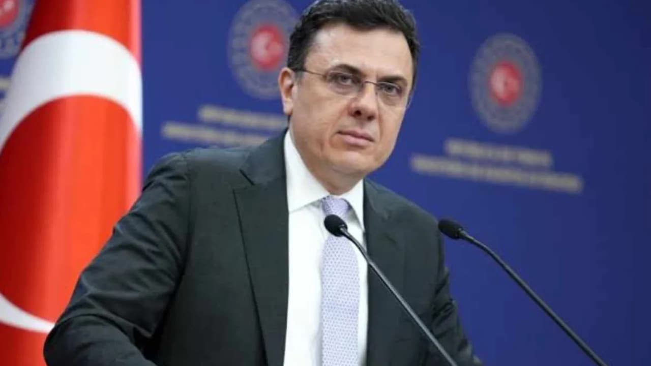 Türkiye’den Yunanistan’a Ege mesajı