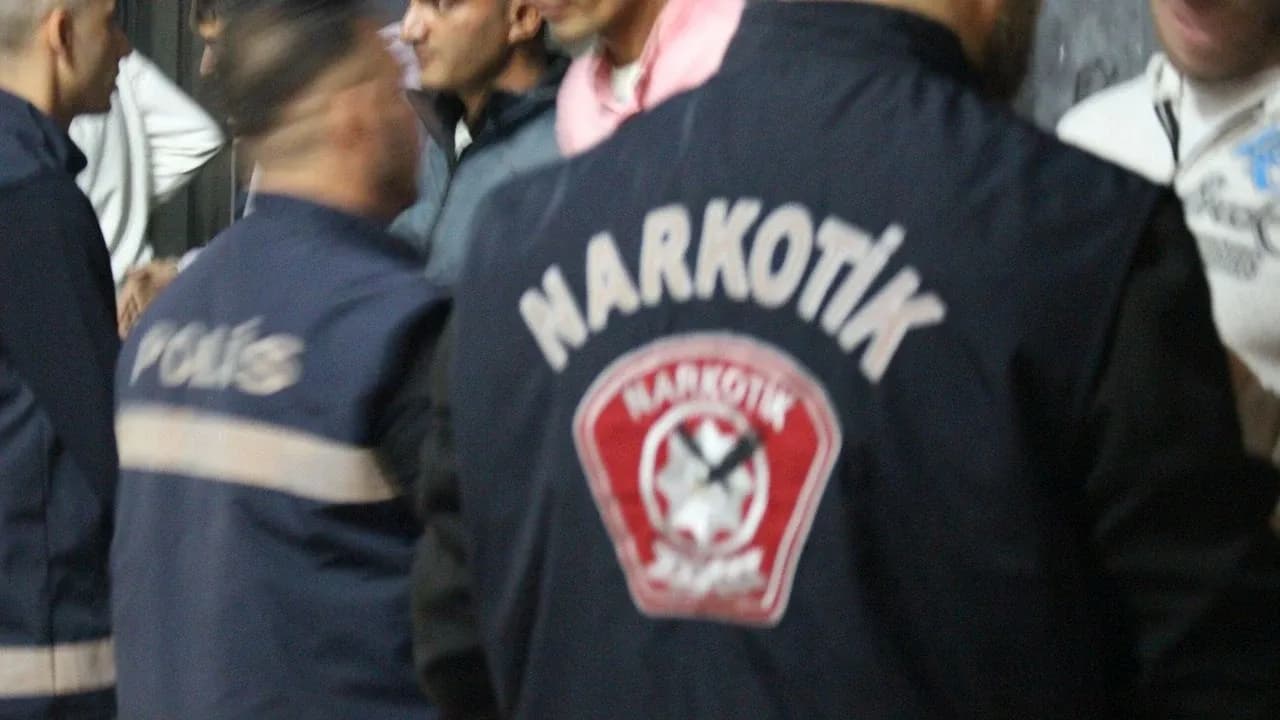 Beyarmudu Sınır Kapısı'nda yasaklı madde operasyonu: İki kişi tutuklandı