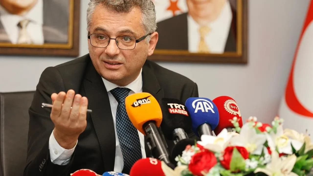 Tufan Erhürman’dan Barcelona açıklaması: “İnsanlık açısından bir hezimettir”