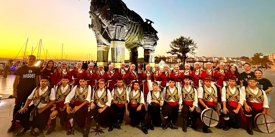 HASDER Yıldızlar Grubu, Uluslararası Troya Halk Dansları ve Müzik Festivali’ne katıldı