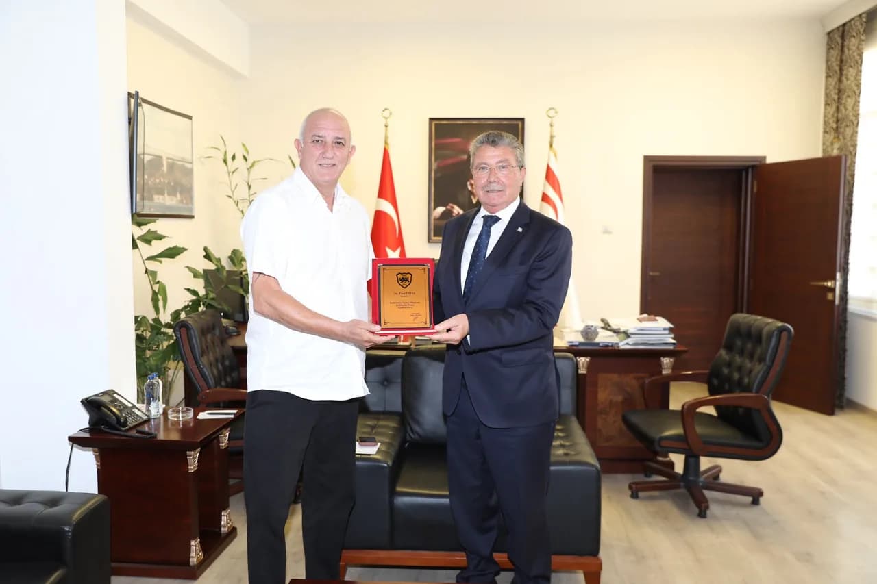 Türk Ocağı Limasol Spor Kulübü heyeti’nden Başbakan Üstel’e teşekkür
