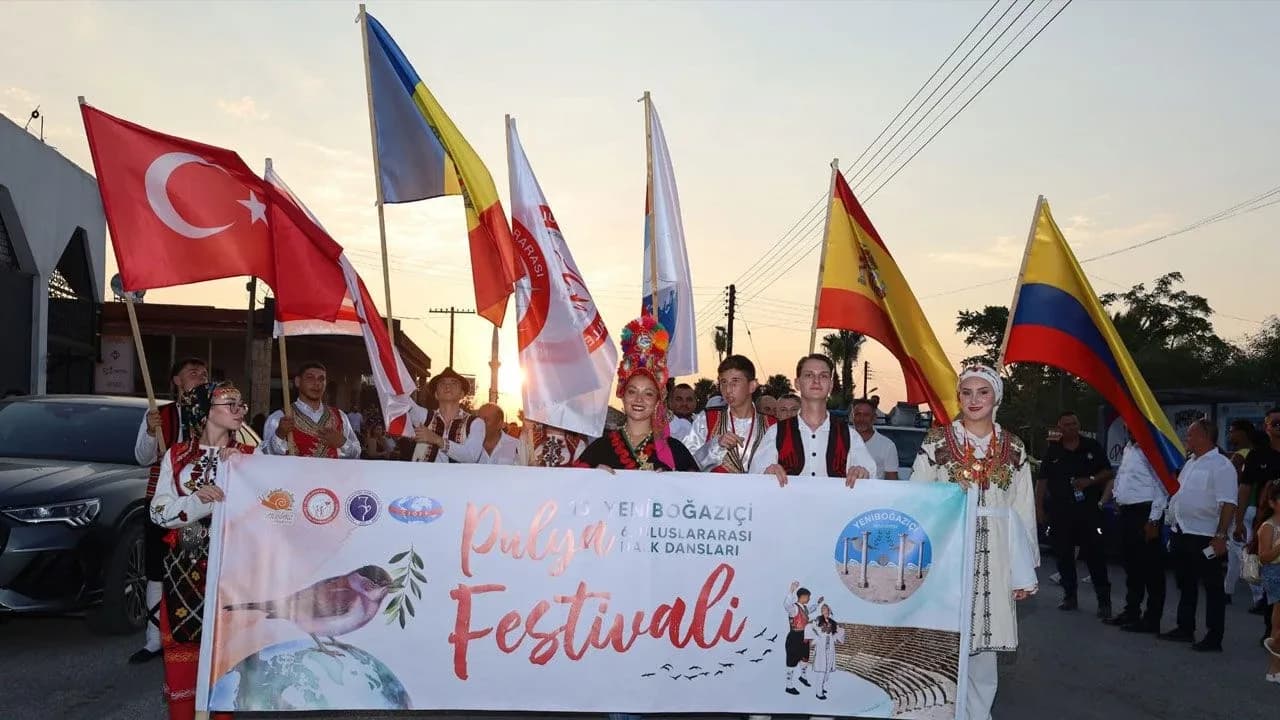 Yeniboğaziçi Pulya ve Uluslararası Halk Dansları Festivalleri Başladı