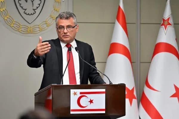 Erhürman: “Şimdi kartlar yeniden dağıtılacak!”