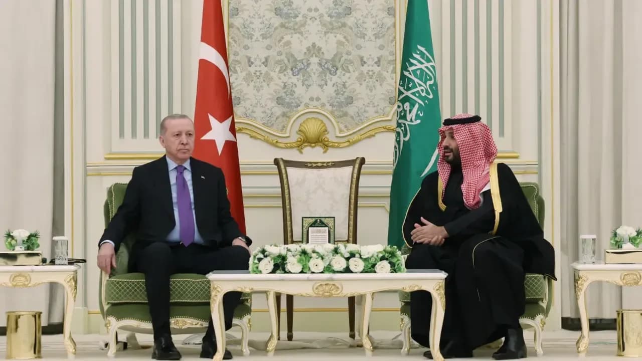 Erdoğan, Suudi Arabistan'a çalışma ziyareti gerçekleştirdi