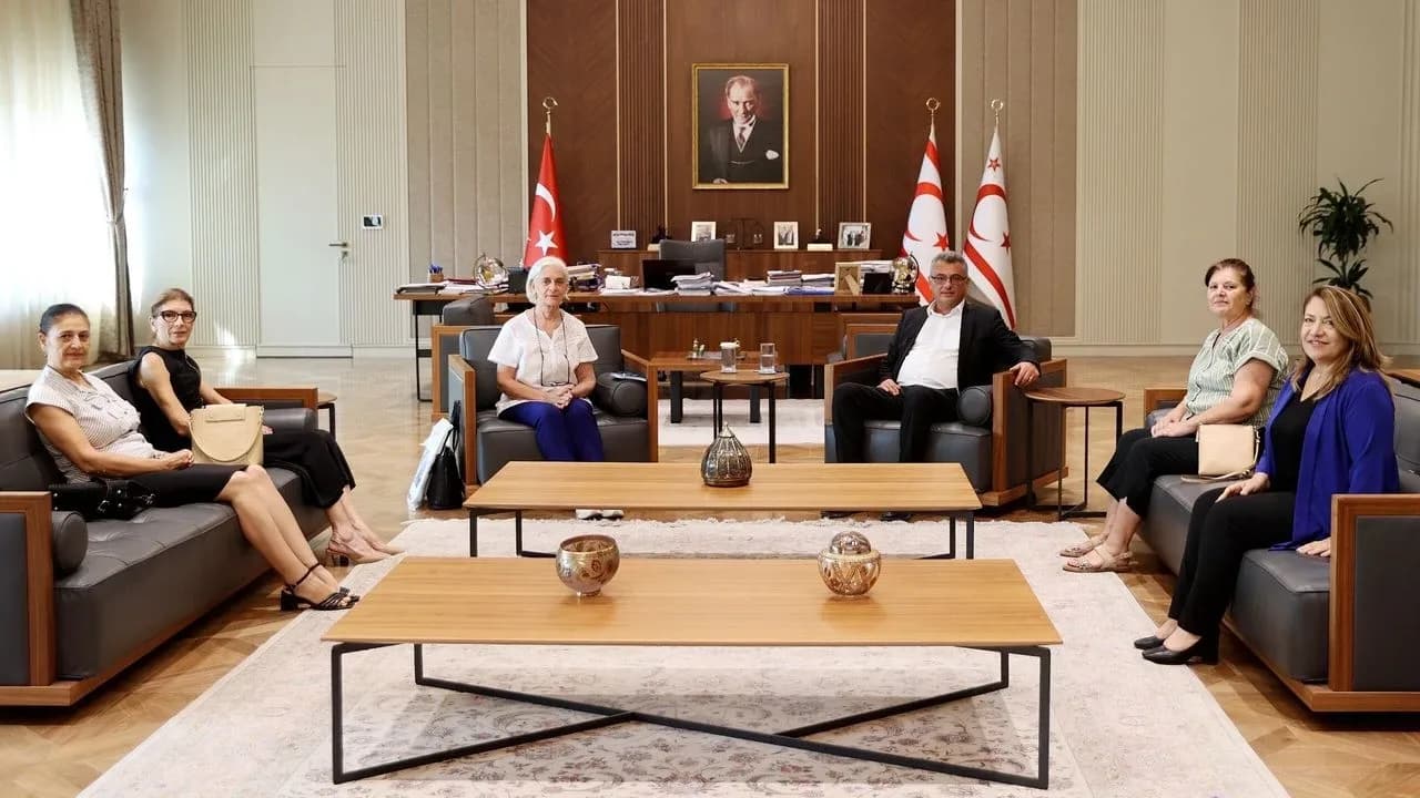 Erhürman, KÖDER Başkanı ve beraberindeki heyeti kabul etti