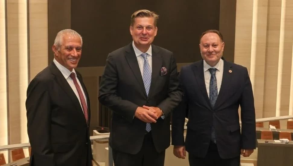 Alman Milletvekili Krah, KKTC'ye geldi: Buraya gelip gerçekleri görmek ve konuşmak istemiyorlar!
