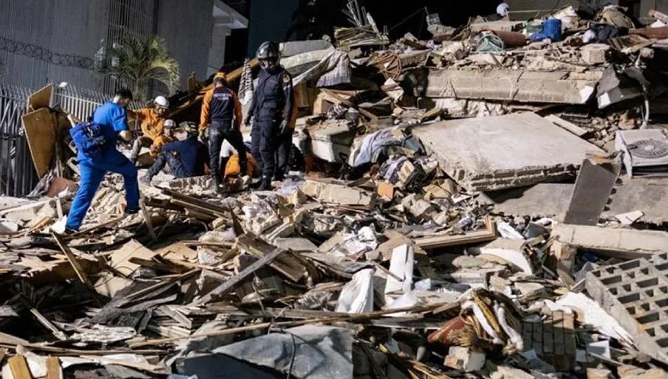 Venezuela'daki depremlerde can kaybı 6 bin 438'e yükseldi