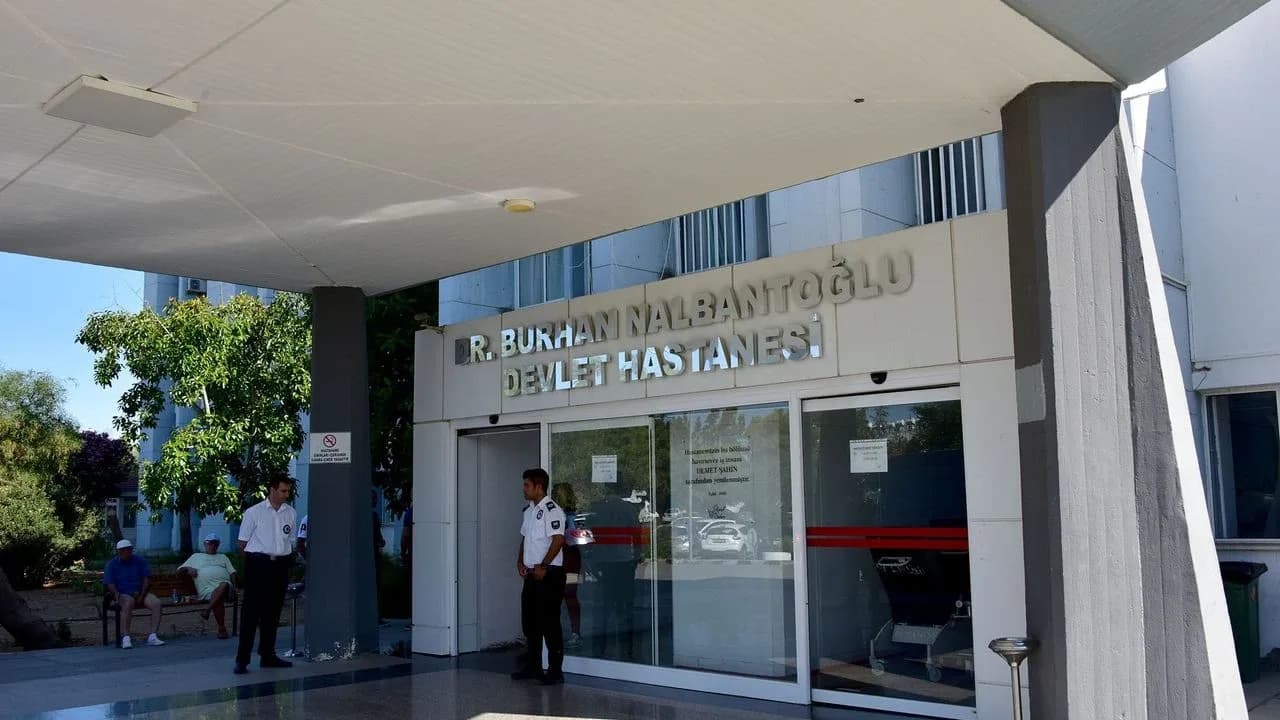 Deniz felaketinde kurtarılan 19 kişinin tedavisi sürüyor