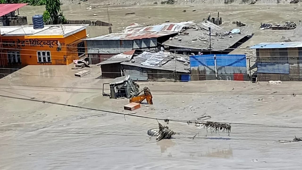 Nepal’de sel felaketi: Ölü ve yaralılar var
