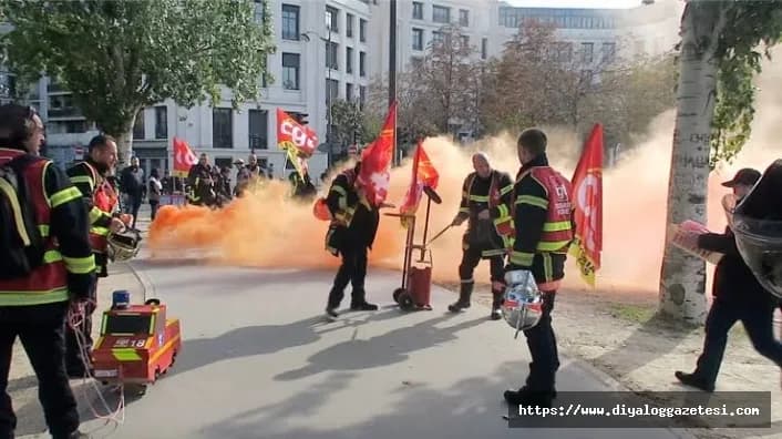 Paris'te gösteri yapılacak