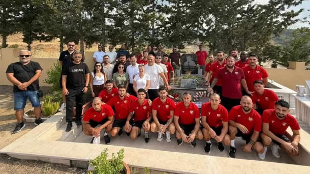 Başkan Kırok, merhum Erdal Barut’un kabrini ziyeret etti