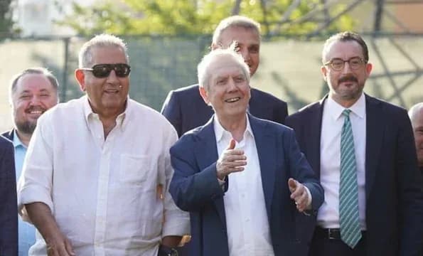 Aziz Yıldırım’dan takıma şampiyonluk mesajı