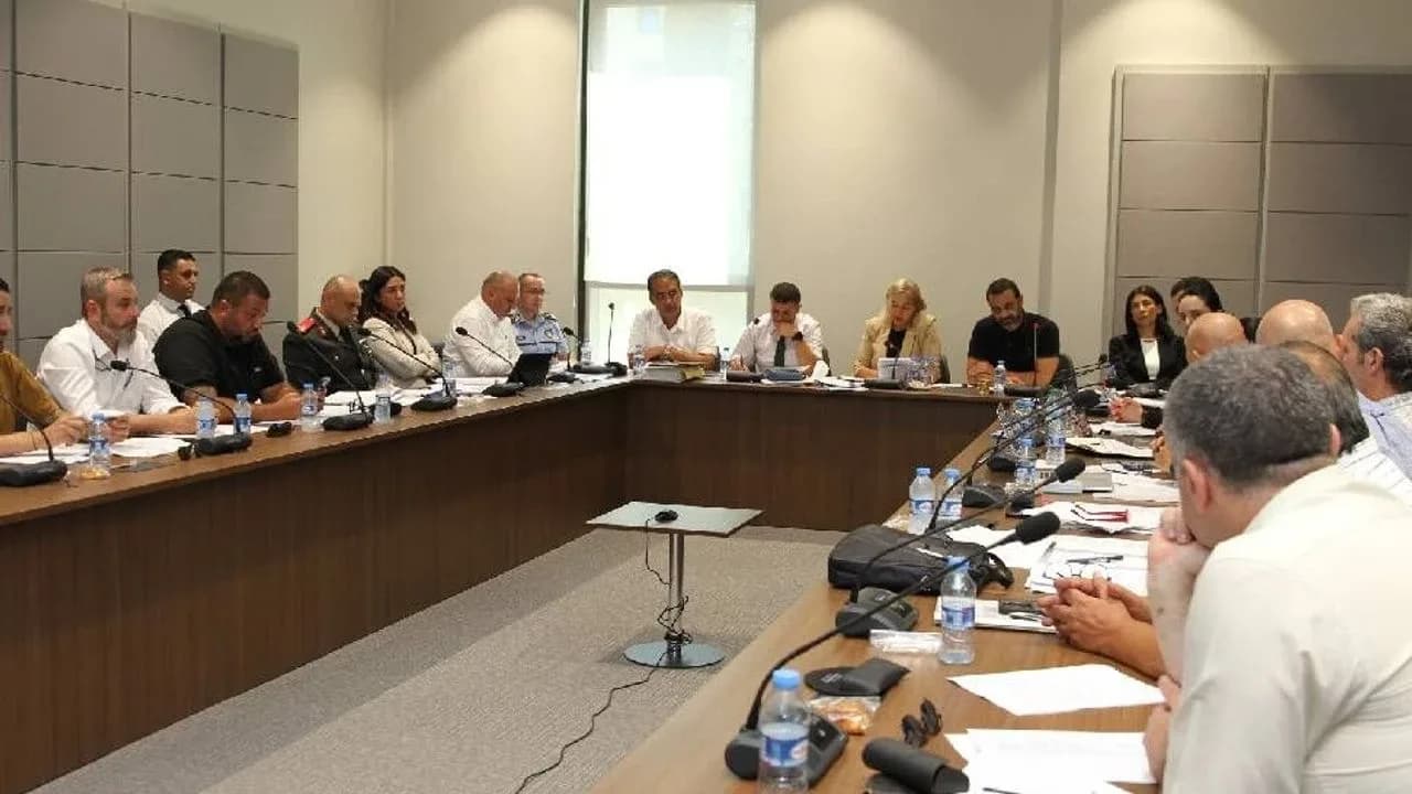 Hukuk Komitesi’nde 1 yasa, 2 karar tasarısı görüşüldü