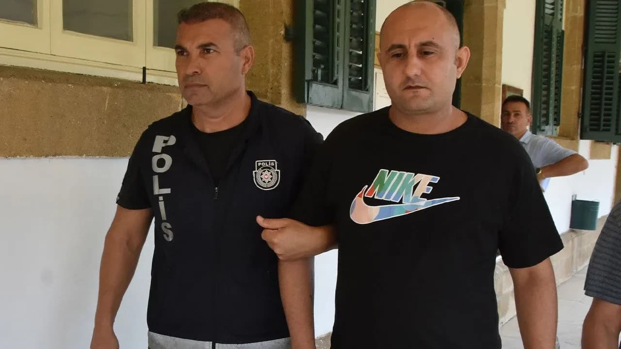 Kardeşini darp edip eve zarar verdi: 1 yıl 6 ay hapis!