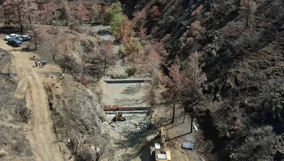 Limasol'daki yangını çıkarmakla suçlanan kişinin 3 yıl hapis yattıktan sonra masum olduğu ortaya çıktı