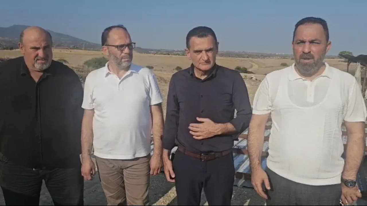İskele’yi hortum ve fırtına vurdu: 11 ağıl ve bir depoda hasar oluştu