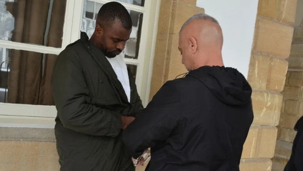 Evinde yaklaşık 50 gram uyuşturucu ve bir hap bulunan Okechukwu Charles Nelson’a 2 yıl hapis cezası