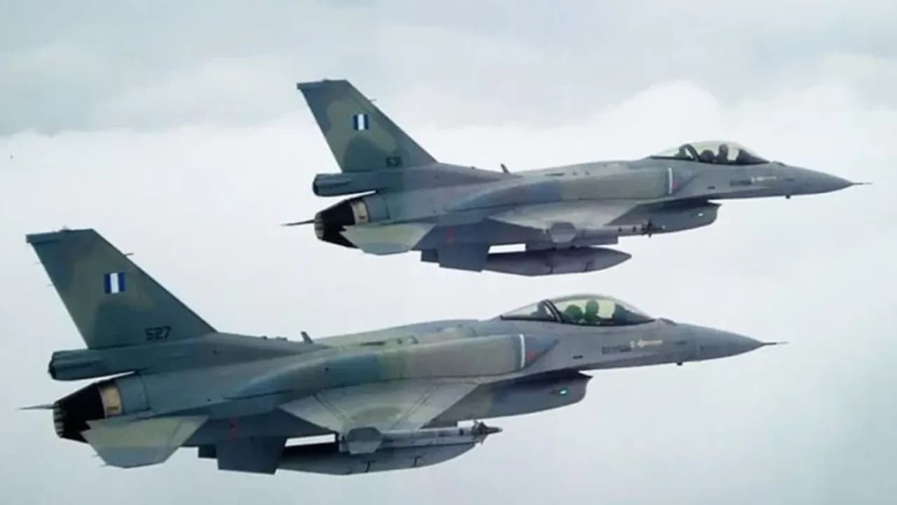 Larnaka bölgesi üzerinde uçan Yunan F-16’lar endişeye neden oldu