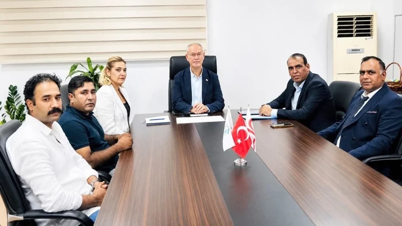 Pakistan Birlik ve Kültür Derneği’nden üçüncü ülke çalışanları için 4 maddelik talep