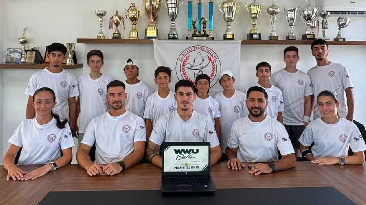 Kıbrıs Türk tenisinde bir ilk: Toprak Berkol Amerika’da kolej tenisine adım atıyor