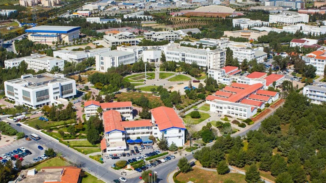 DAÜ-SEN’den VYK’ya Sert Eleştiri: Şemi Bora İstifaya mı Zorlanıyor?
