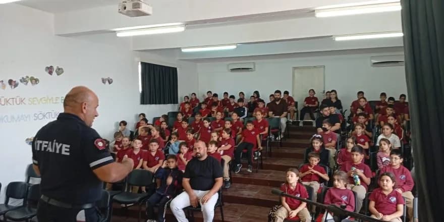 İtfaiye Haftası'nda öğrenciler ve vatandaşlar bilgilendirildi