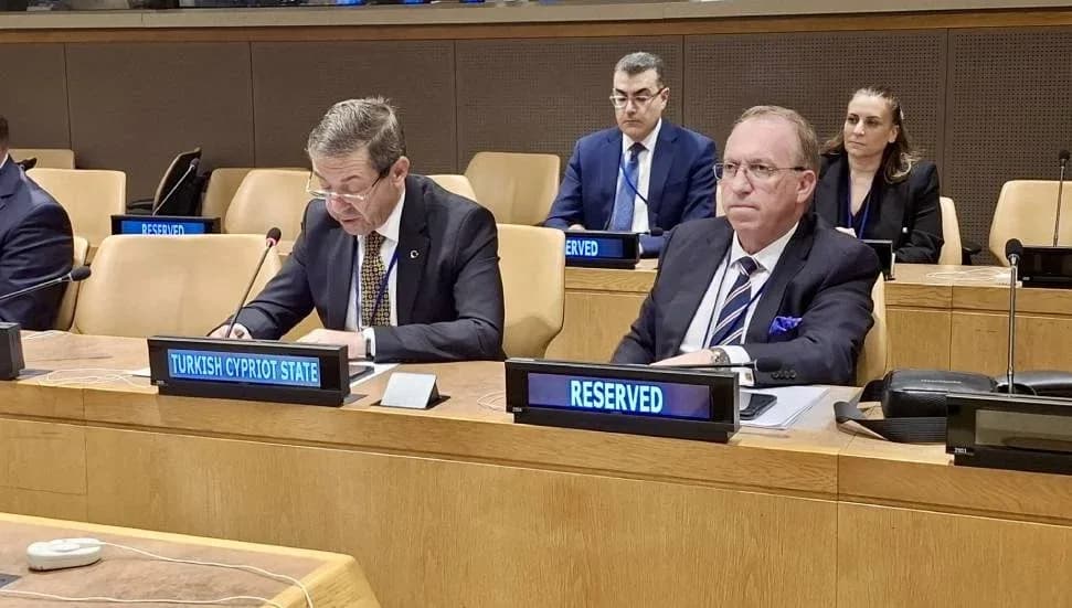 Ertuğruloğlu, New York’ta EİT Dışişleri Bakanları Konseyi Toplantısı'nda konuştu: Tek ada, iki devlet
