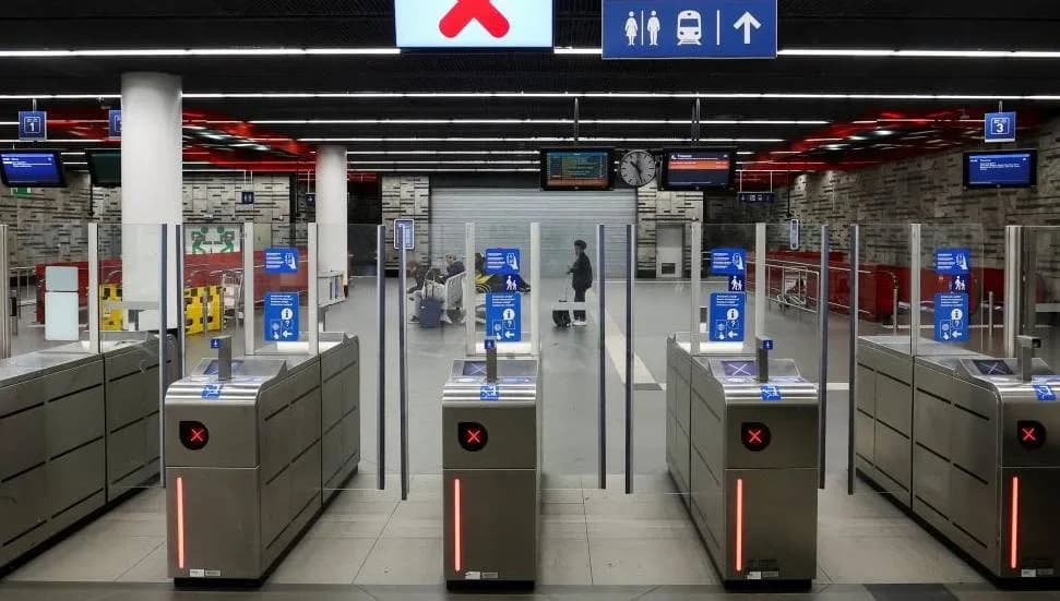 Charleroi Havalimanı'nda hava trafik kontrolörleri gece saatlerinde greve gidecek