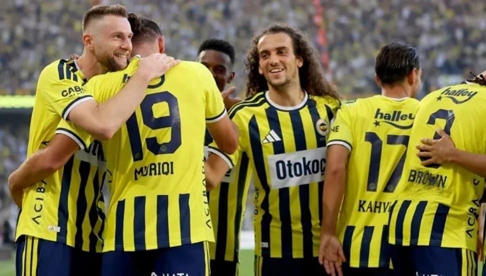 Fenerbahçe’den tarihi galibiyet: Eyüpspor’u 8-0 mağlup etti
